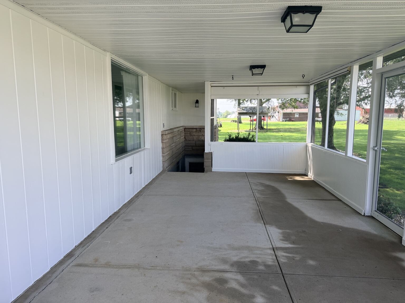 Completed exterior painting project, view 9